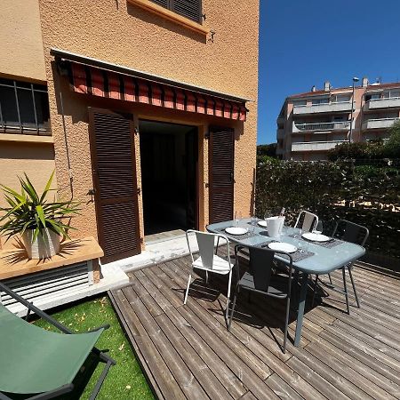 Joli Studio Ensolleille Cavalaire-sur-Mer Exterior photo